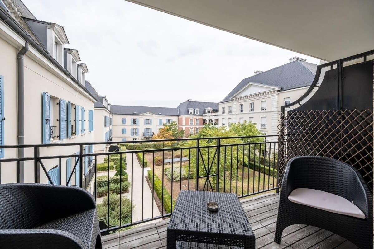 Disney Family - S4 Serris Eksteriør billede